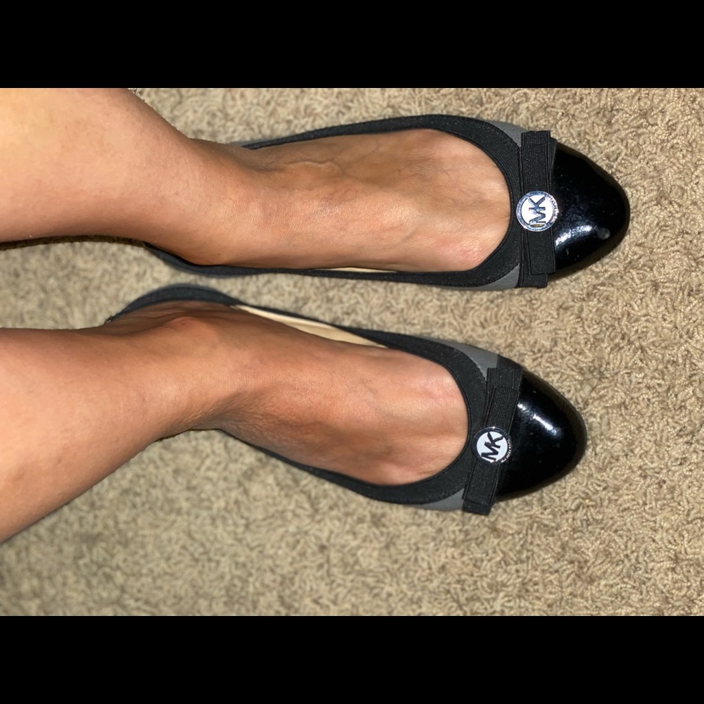 Black & grey Michael Kors flats